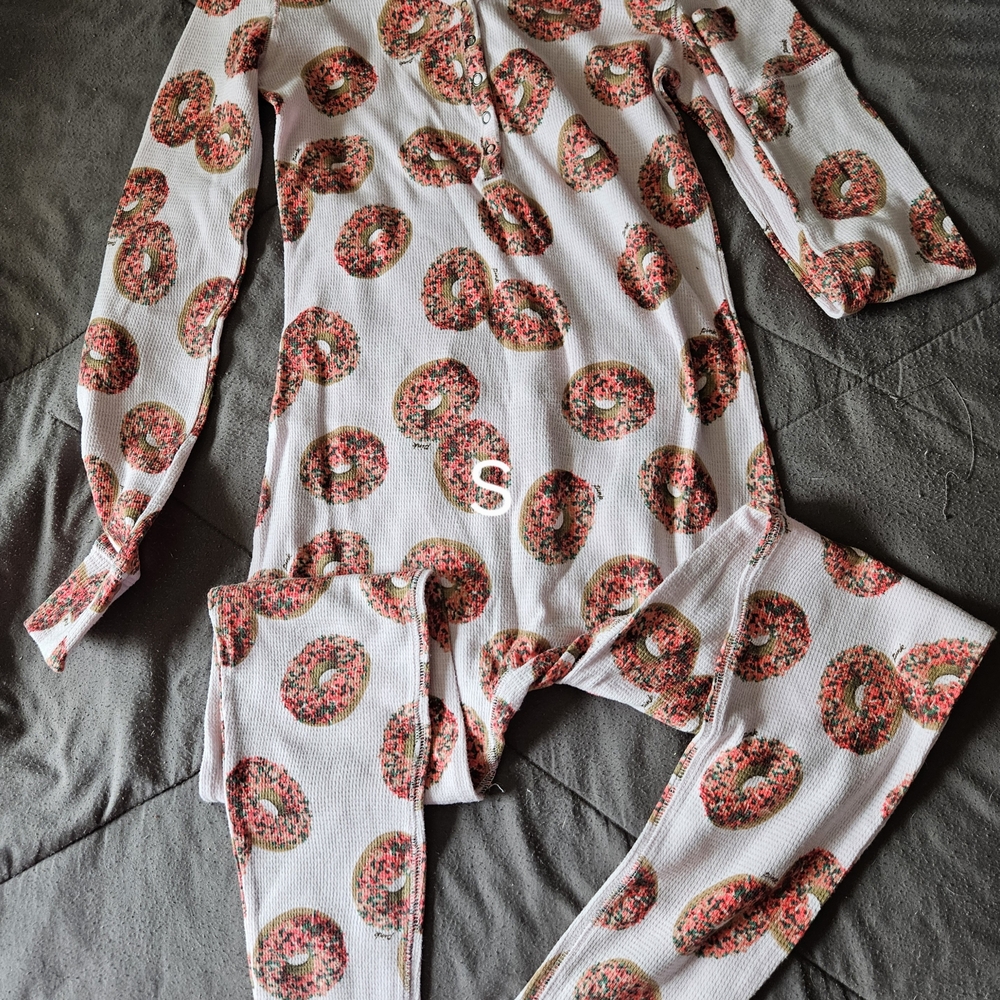 PINK Victoria's Secret Donut Print Pajama Set - Pink and White